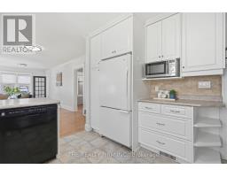 460 MOORE STREET - 16