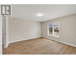 28 - 680 COMMISSIONERS ROAD W - 18