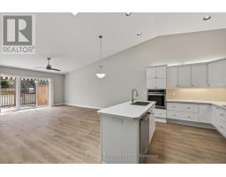 28 - 680 COMMISSIONERS ROAD W - 7