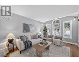 395 RIVERVIEW DRIVE - 3