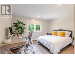 183 CANTERBURY DRIVE - 24