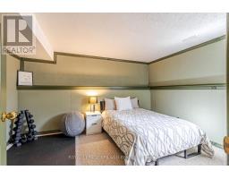 183 CANTERBURY DRIVE - 31