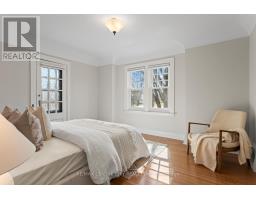 396 VICTORIA STREET - 24