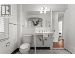 396 VICTORIA STREET - 28