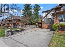 396 VICTORIA STREET - 31