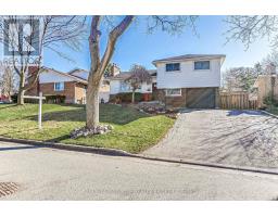 286 PANORAMA CRESCENT - 2