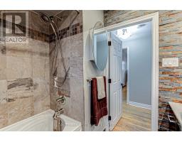 286 PANORAMA CRESCENT - 26