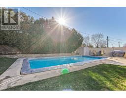 286 PANORAMA CRESCENT - 40