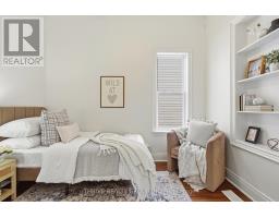 152 ROSS STREET - 17