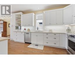 725 EAGLETRACE DRIVE - 17