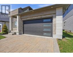 164 - 1061 EAGLETRACE DRIVE - 2