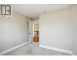 164 - 1061 EAGLETRACE DRIVE - 25