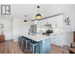 141 VICTORIA AVENUE E - 12