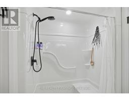 141 VICTORIA AVENUE E - 26