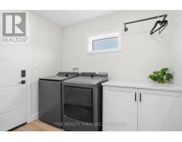 141 VICTORIA AVENUE E - 34