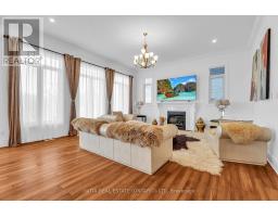 757 ZAIFMAN CIRCLE - 24