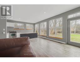 6043 FRANKS ROAD - 10