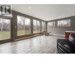 6043 FRANKS ROAD - 11