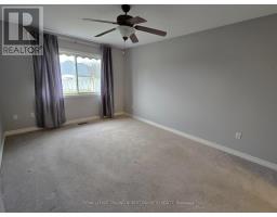 5 - 5 FOXHOLLOW DRIVE - 12