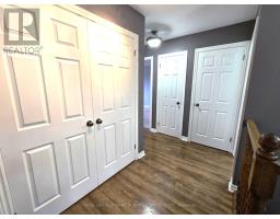 5 - 5 FOXHOLLOW DRIVE - 17