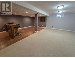 5 - 5 FOXHOLLOW DRIVE - 22