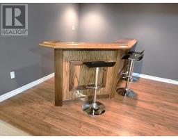 5 - 5 FOXHOLLOW DRIVE - 23