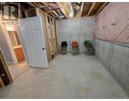 5 - 5 FOXHOLLOW DRIVE - 30