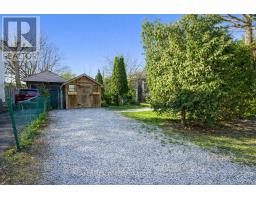 688 WILLIAM STREET - 32