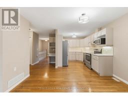 20 - 1555 HIGHBURY AVENUE N - 31