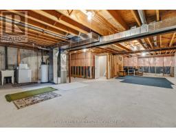 20 - 1555 HIGHBURY AVENUE N - 37