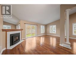 12 - 90 ONTARIO STREET S - 12