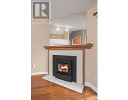 12 - 90 ONTARIO STREET S - 14