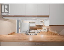 12 - 90 ONTARIO STREET S - 16