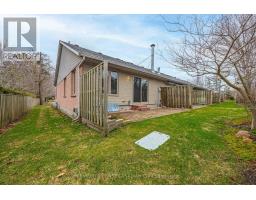 12 - 90 ONTARIO STREET S - 34