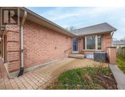 12 - 90 ONTARIO STREET S - 4