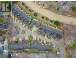 12 - 90 ONTARIO STREET S - 44