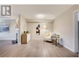 20 - 270 NORTH CENTRE ROAD - 12