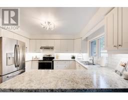 20 - 270 NORTH CENTRE ROAD - 15