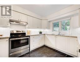 20 - 270 NORTH CENTRE ROAD - 17