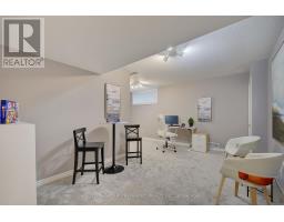 20 - 270 NORTH CENTRE ROAD - 33