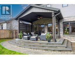 1066 RIVERBEND ROAD - 33