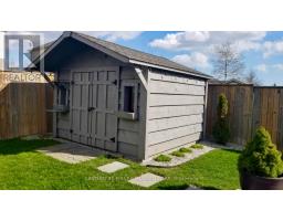 9 BARRETT CRESCENT - 26