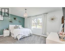 74 KILWORTH PARK DRIVE - 25