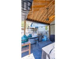 74 KILWORTH PARK DRIVE - 33