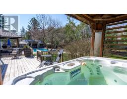 74 KILWORTH PARK DRIVE - 38