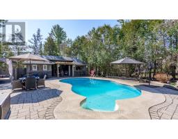 74 KILWORTH PARK DRIVE - 43