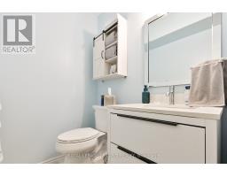 119 - 440 WELLINGTON STREET - 18