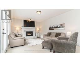 135 AMBLESIDE DRIVE - 12