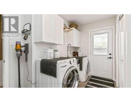 135 AMBLESIDE DRIVE - 16