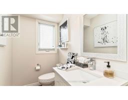 135 AMBLESIDE DRIVE - 17